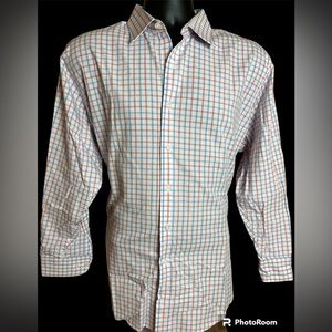 Bergamo New York Fitted long sleeve button up dress shirt
